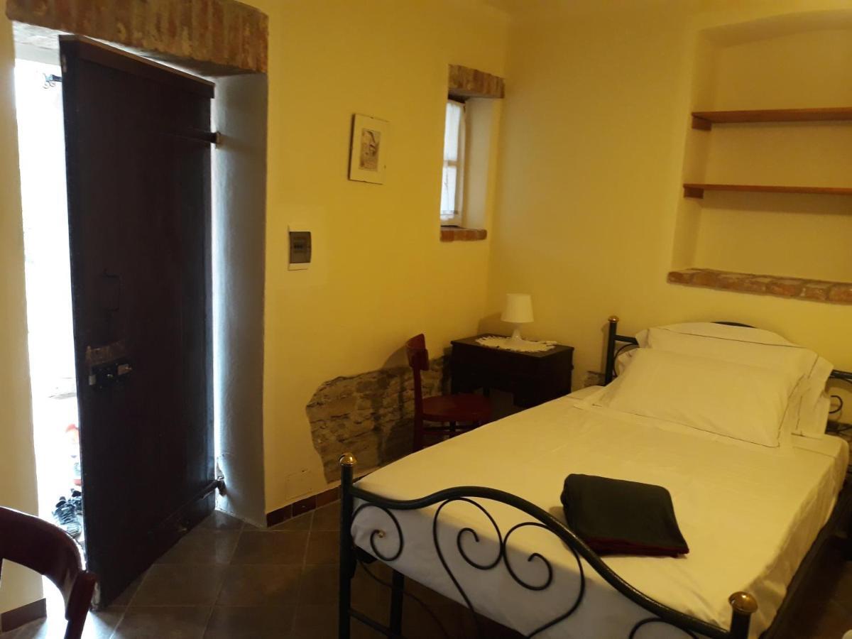 Farm stay Cascina Binelli Dogliani